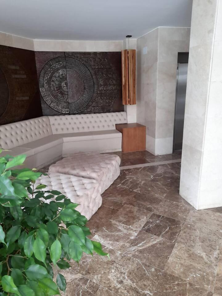 Palm Beach Marbella Apartamento Kültér fotó